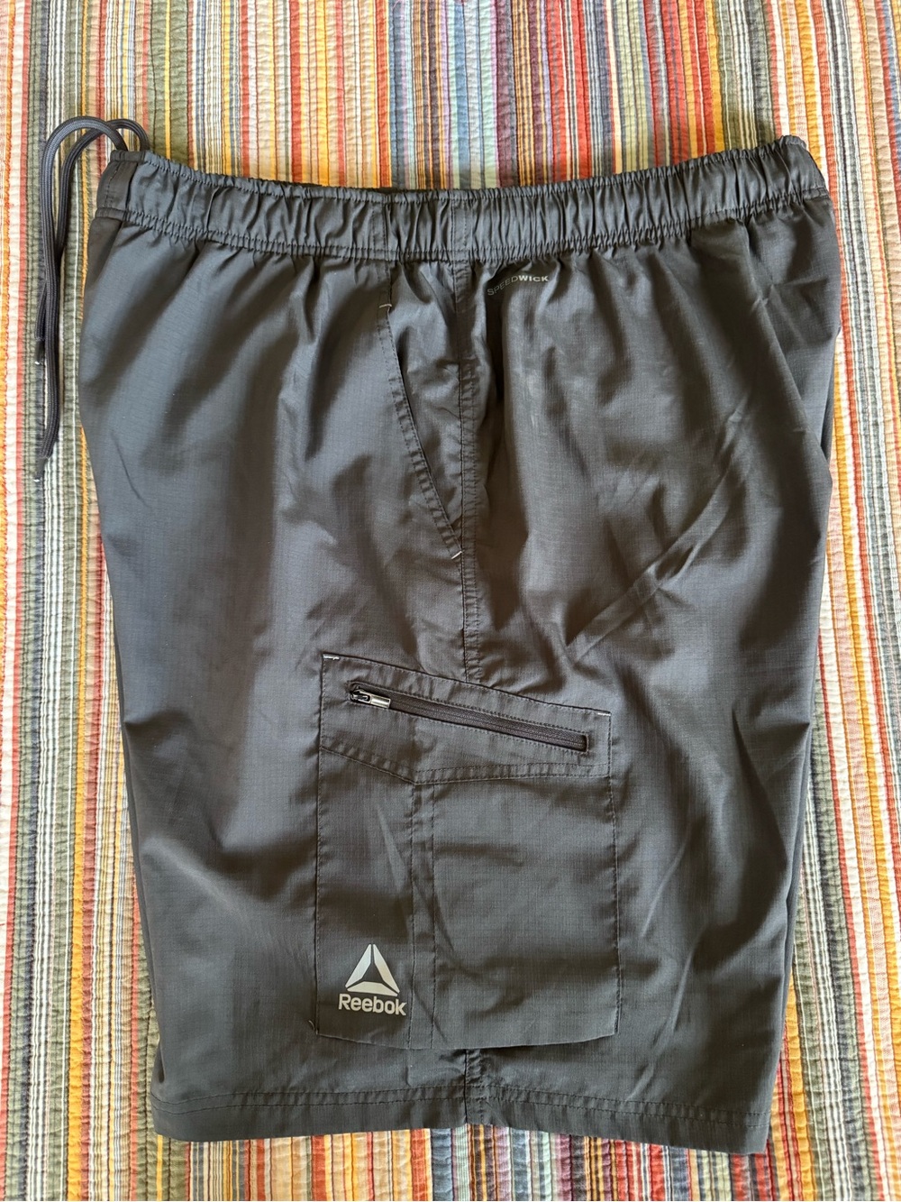 Reebok Gray Performance Ripstop Cargo Shorts Men's 1XL elastic waist workout